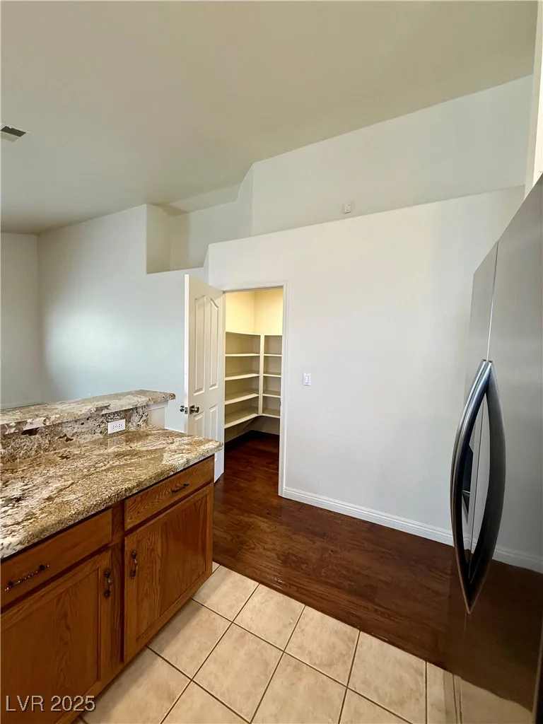 7821 Desert Bell, Las Vegas, NV 89128