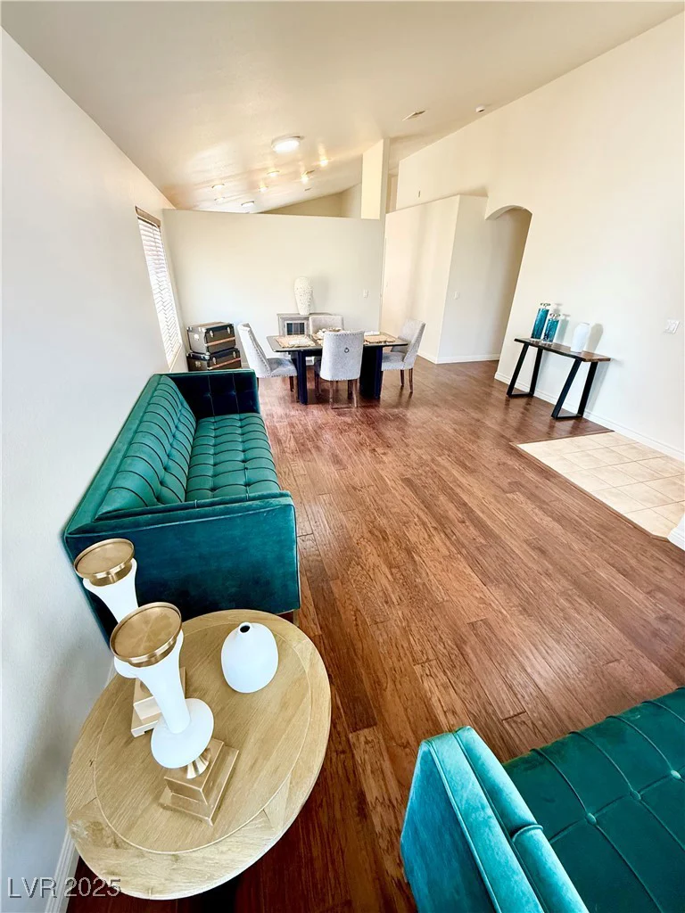 7821 Desert Bell, Las Vegas, NV 89128