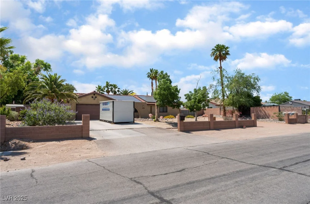 5312 Manuel, Las Vegas, NV 89149