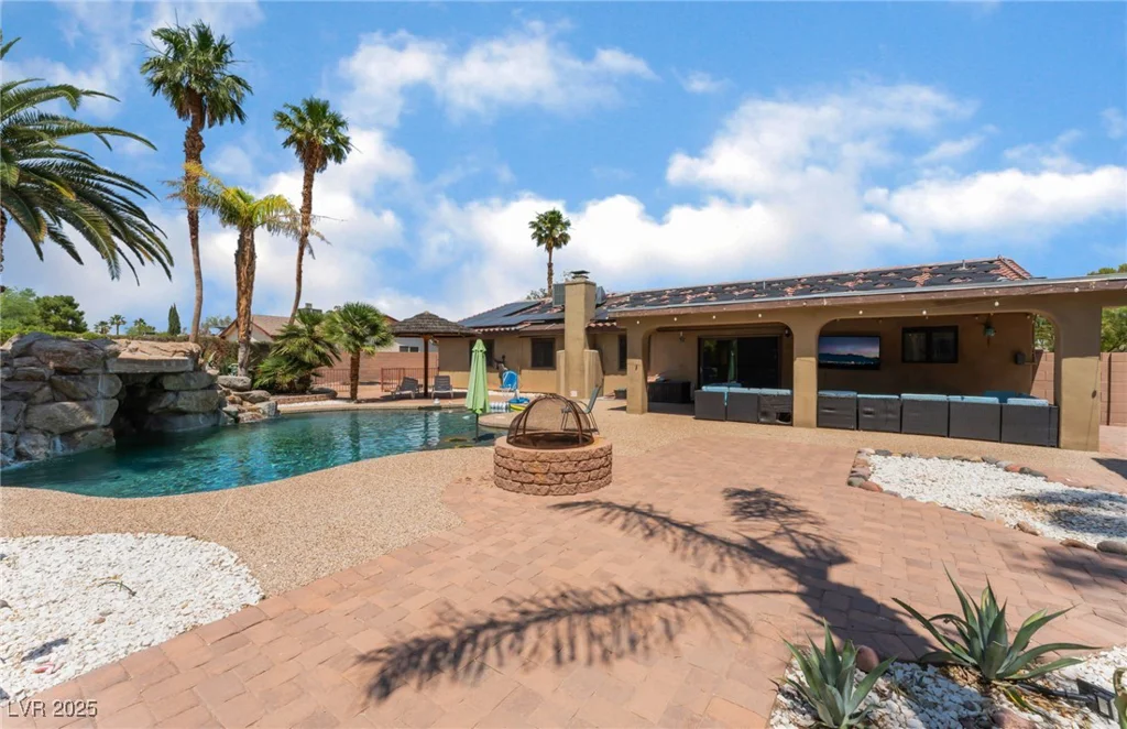 5312 Manuel, Las Vegas, NV 89149