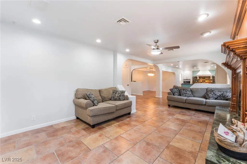 5312 Manuel, Las Vegas, NV 89149