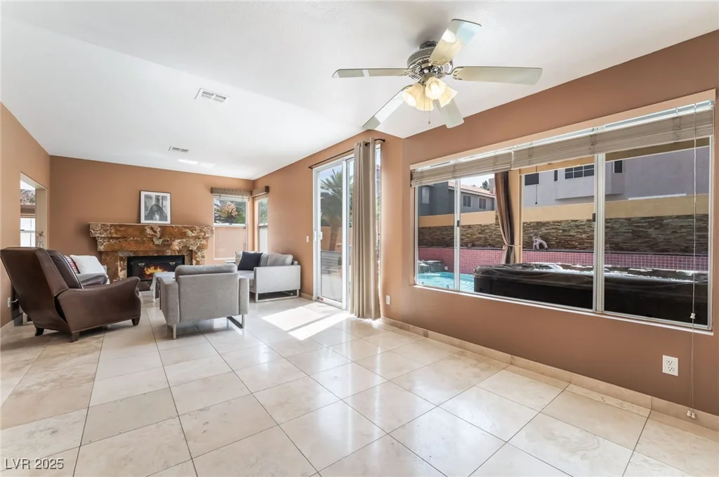 8277 Mount Nido, Las Vegas, NV 89147