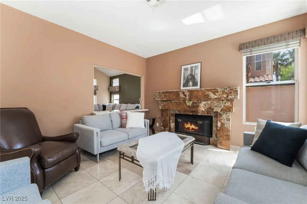 8277 Mount Nido, Las Vegas, NV 89147