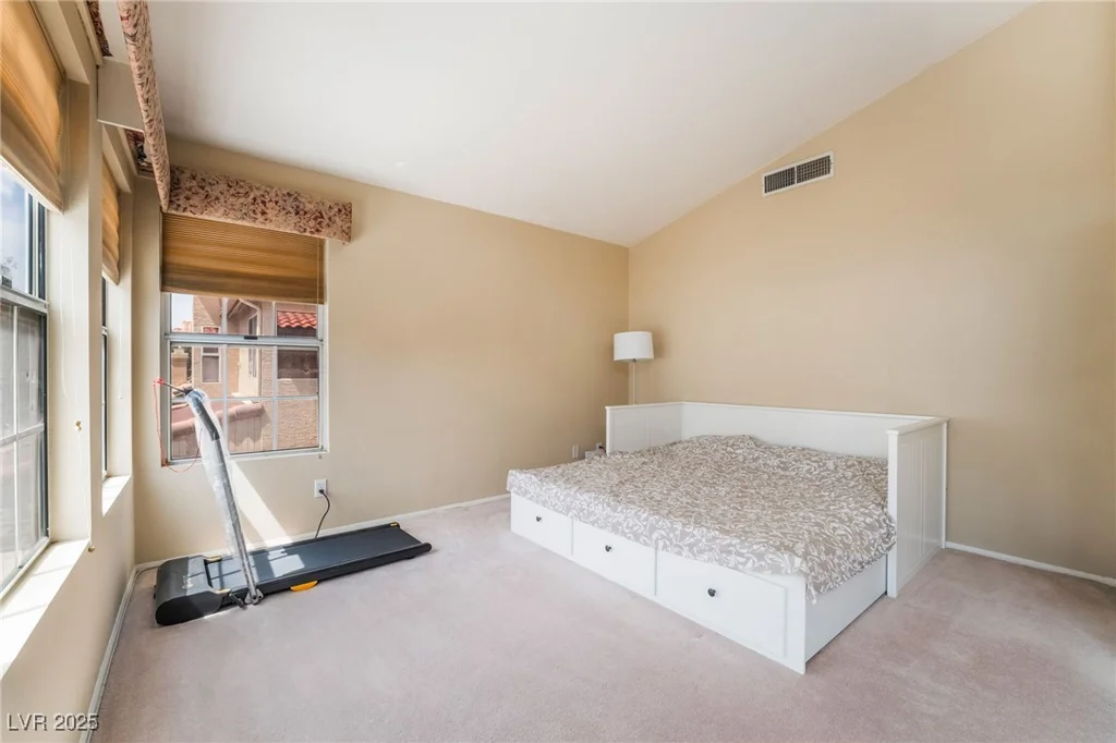 8277 Mount Nido, Las Vegas, NV 89147