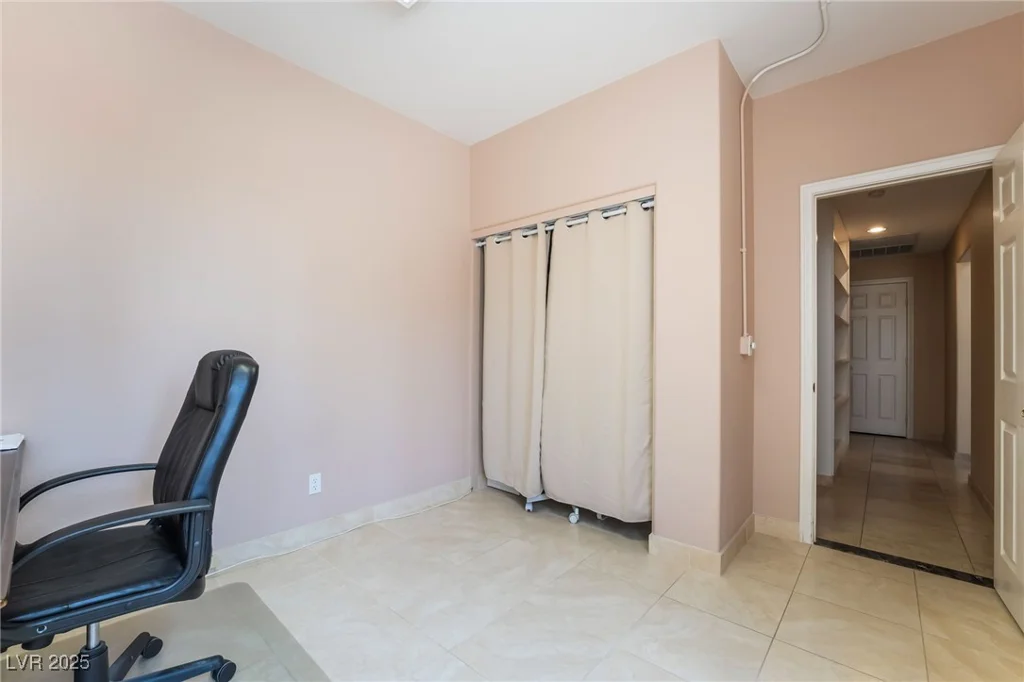 8277 Mount Nido, Las Vegas, NV 89147