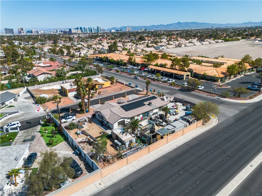 6882 Palmyra, Las Vegas, NV 89146