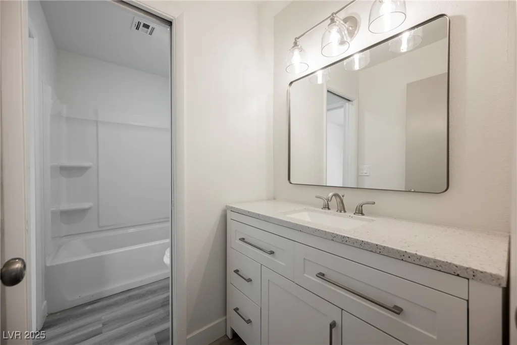 10 Yew, Las Vegas, NV 89110