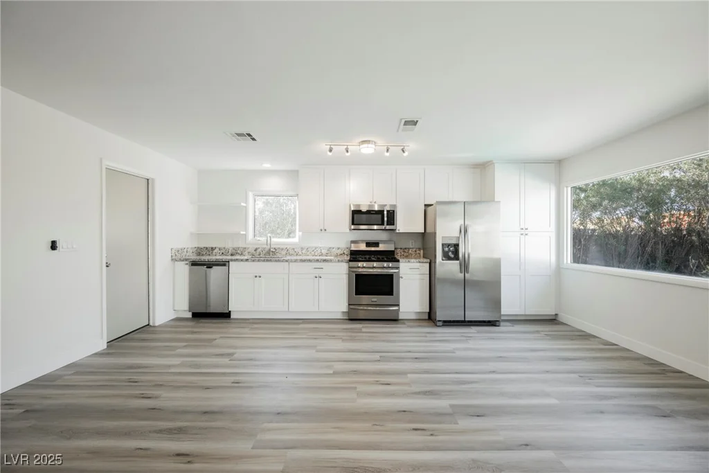 10 Yew, Las Vegas, NV 89110