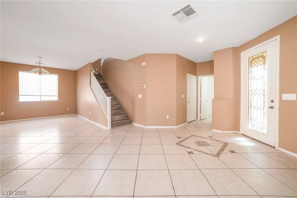 91 Bowler Springs, Las Vegas, NV 89148