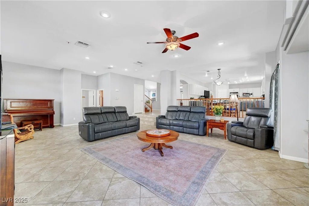 4651 Munich, Las Vegas, NV 89147