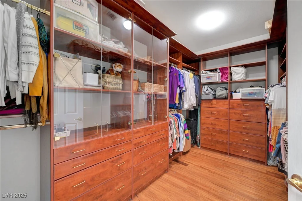 4651 Munich, Las Vegas, NV 89147