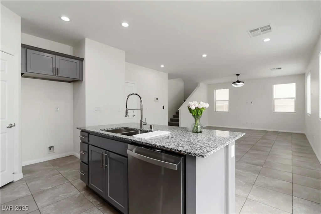5317 Golden Melody, North Las Vegas, NV 89081