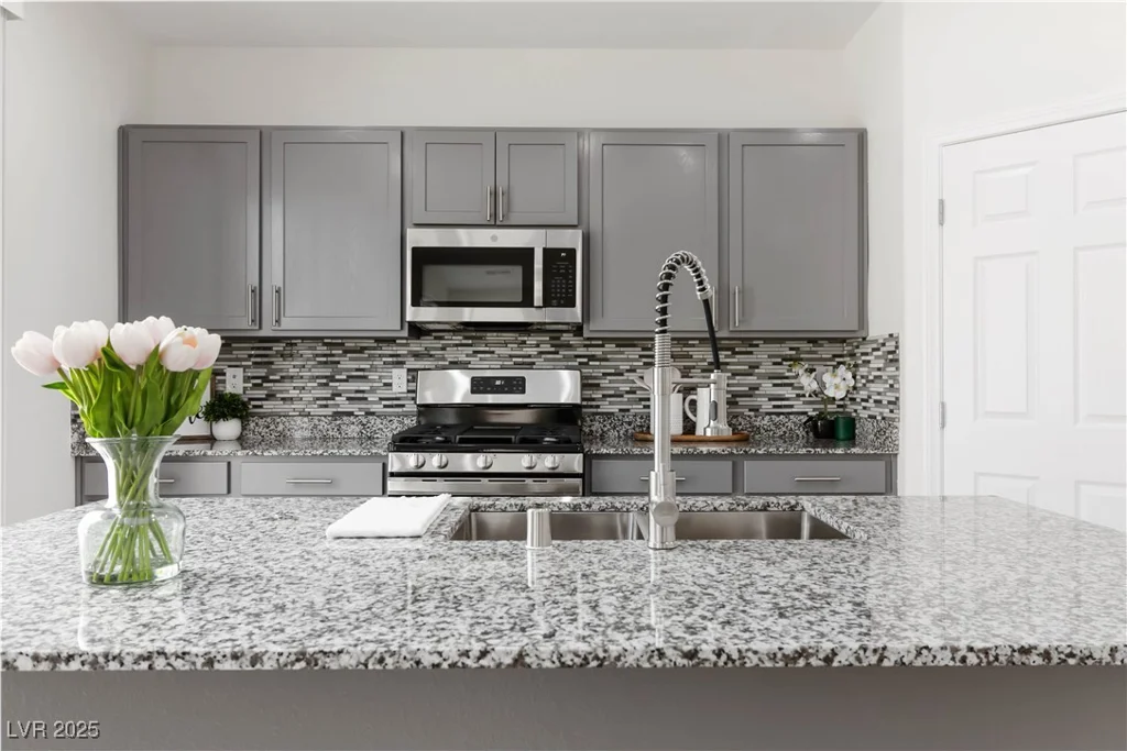 5317 Golden Melody, North Las Vegas, NV 89081