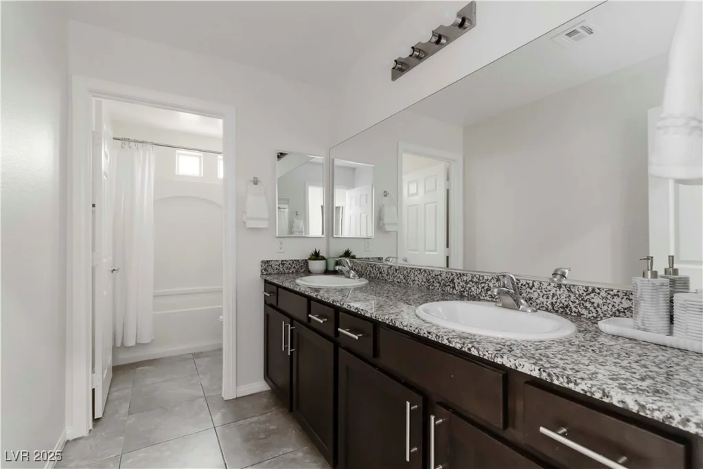 5317 Golden Melody, North Las Vegas, NV 89081