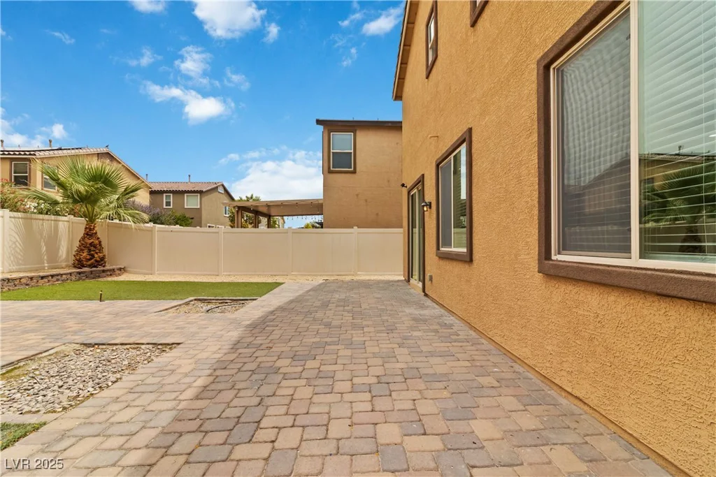 5317 Golden Melody, North Las Vegas, NV 89081