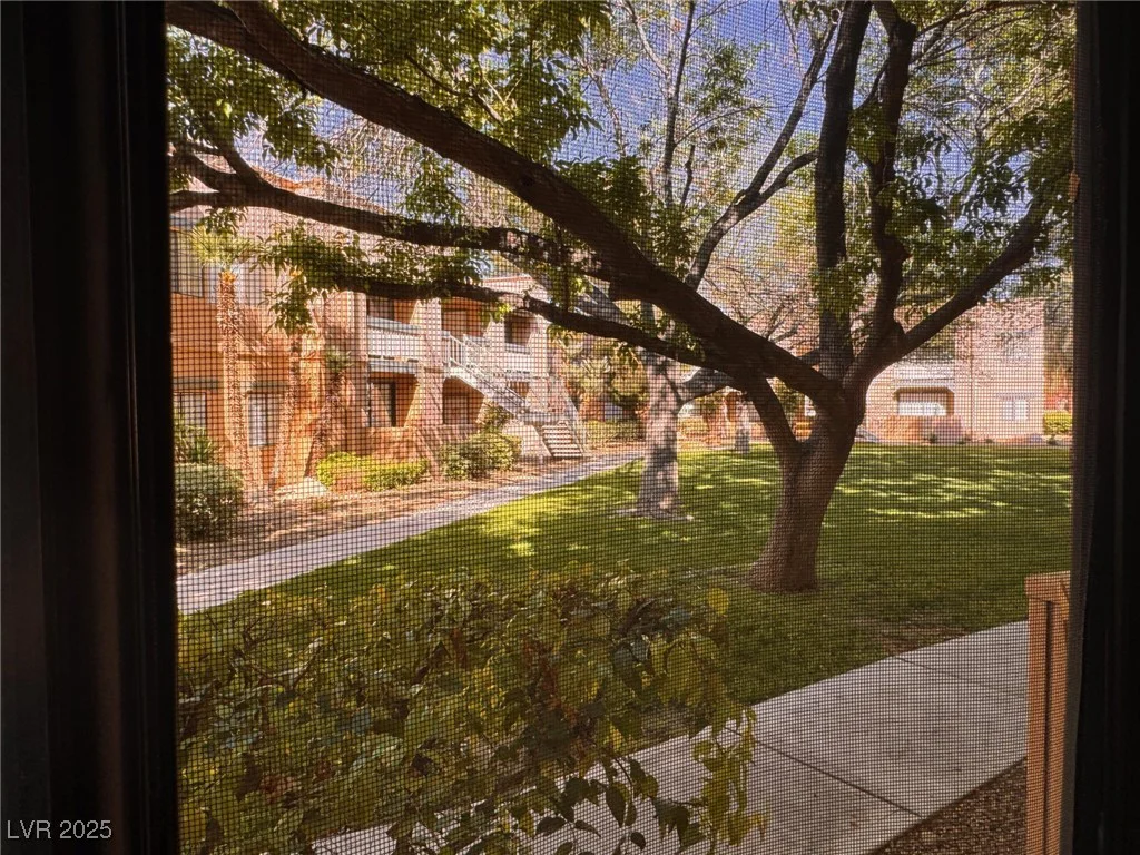 5150 Jones, Las Vegas, NV 89118