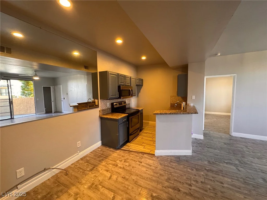 5150 Jones, Las Vegas, NV 89118
