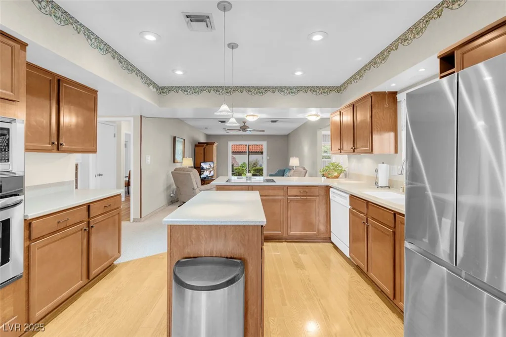 3200 Bryant, Las Vegas, NV 89102