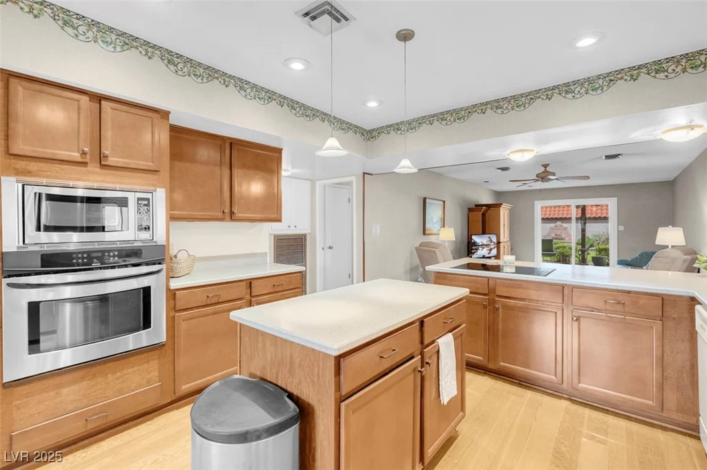 3200 Bryant, Las Vegas, NV 89102