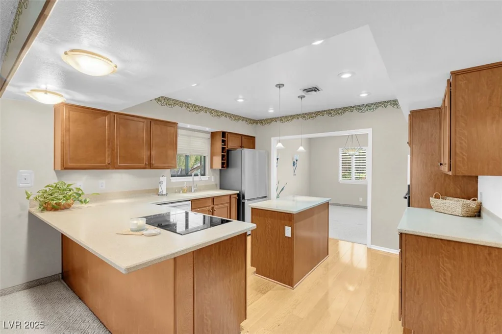 3200 Bryant, Las Vegas, NV 89102