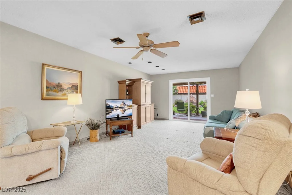 3200 Bryant, Las Vegas, NV 89102