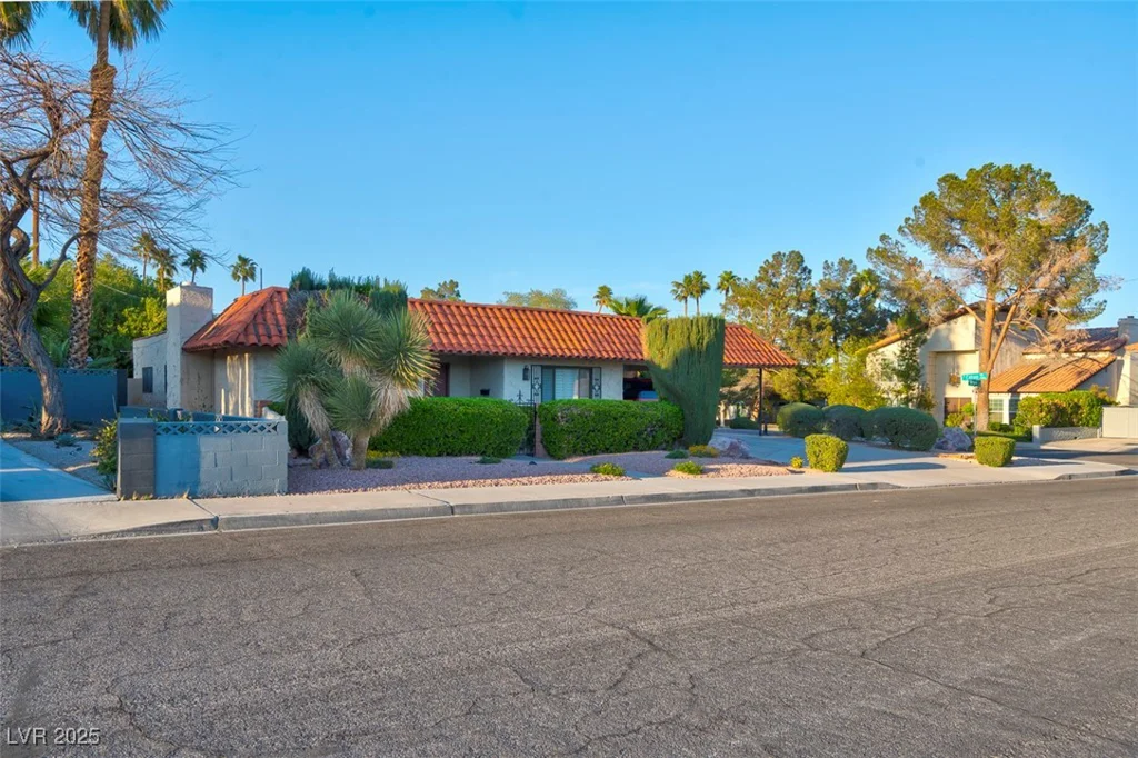 3200 Bryant, Las Vegas, NV 89102