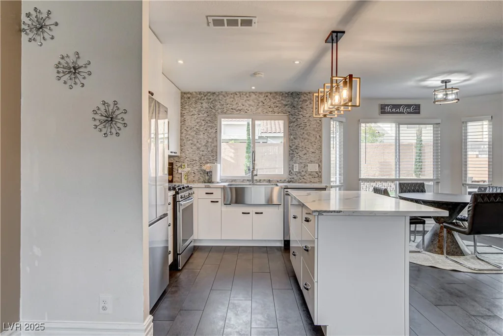 8636 Caribbean, Las Vegas, NV 89117