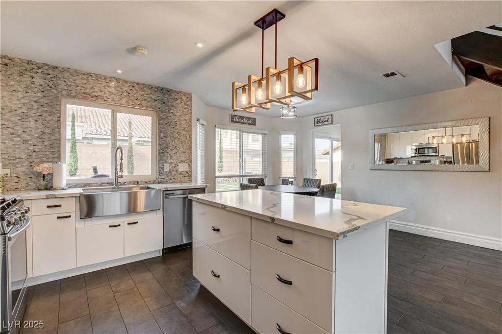 8636 Caribbean, Las Vegas, NV 89117