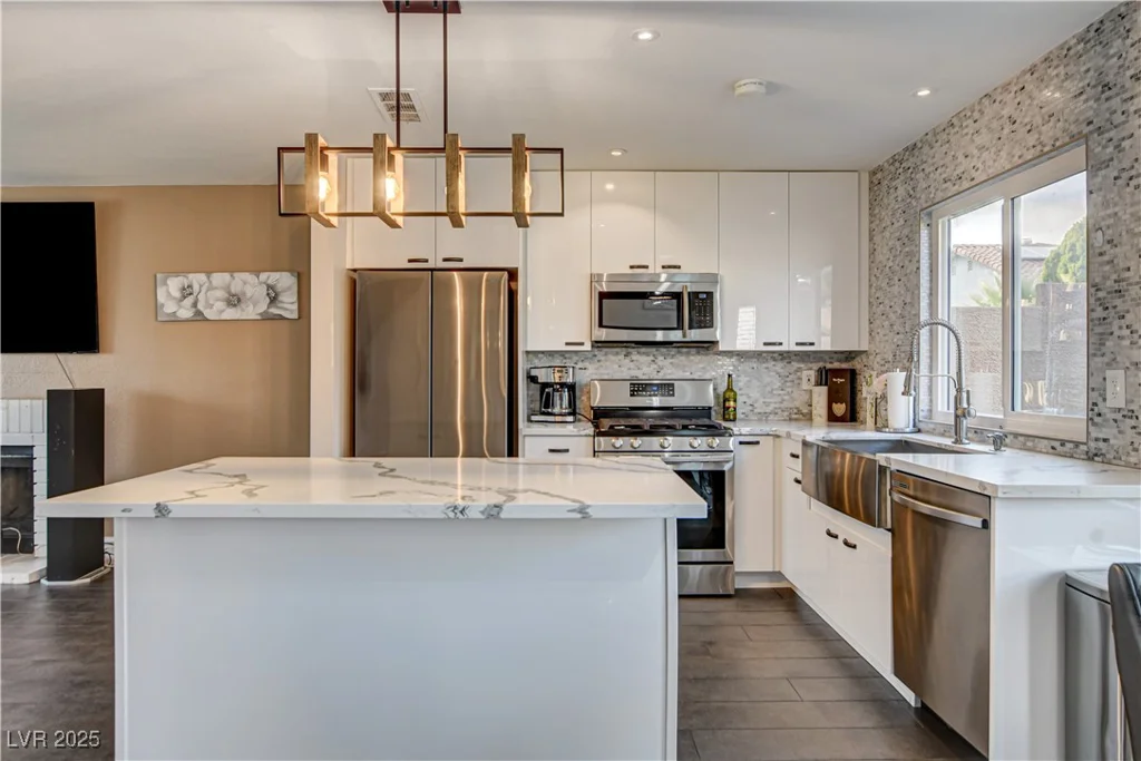 8636 Caribbean, Las Vegas, NV 89117