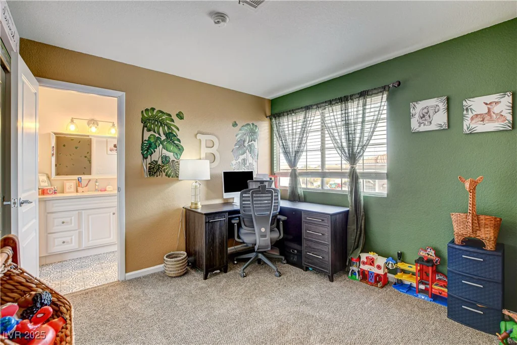 8636 Caribbean, Las Vegas, NV 89117