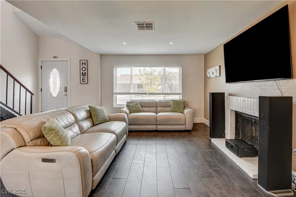 8636 Caribbean, Las Vegas, NV 89117