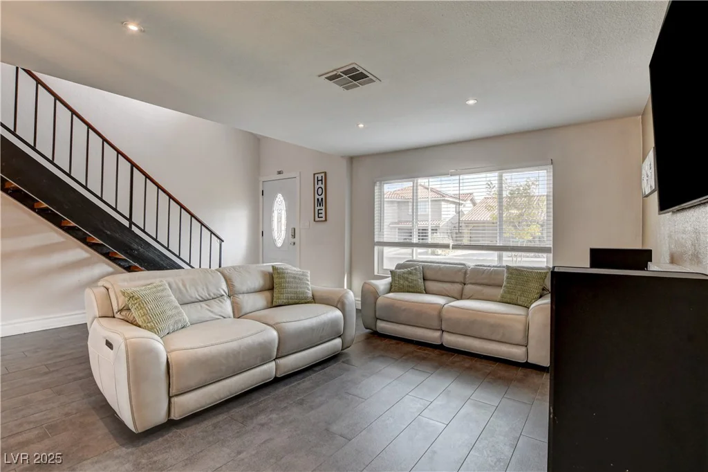 8636 Caribbean, Las Vegas, NV 89117