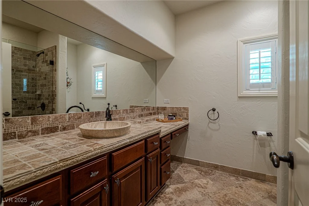 11814 Canons Brook, Las Vegas, NV 89141