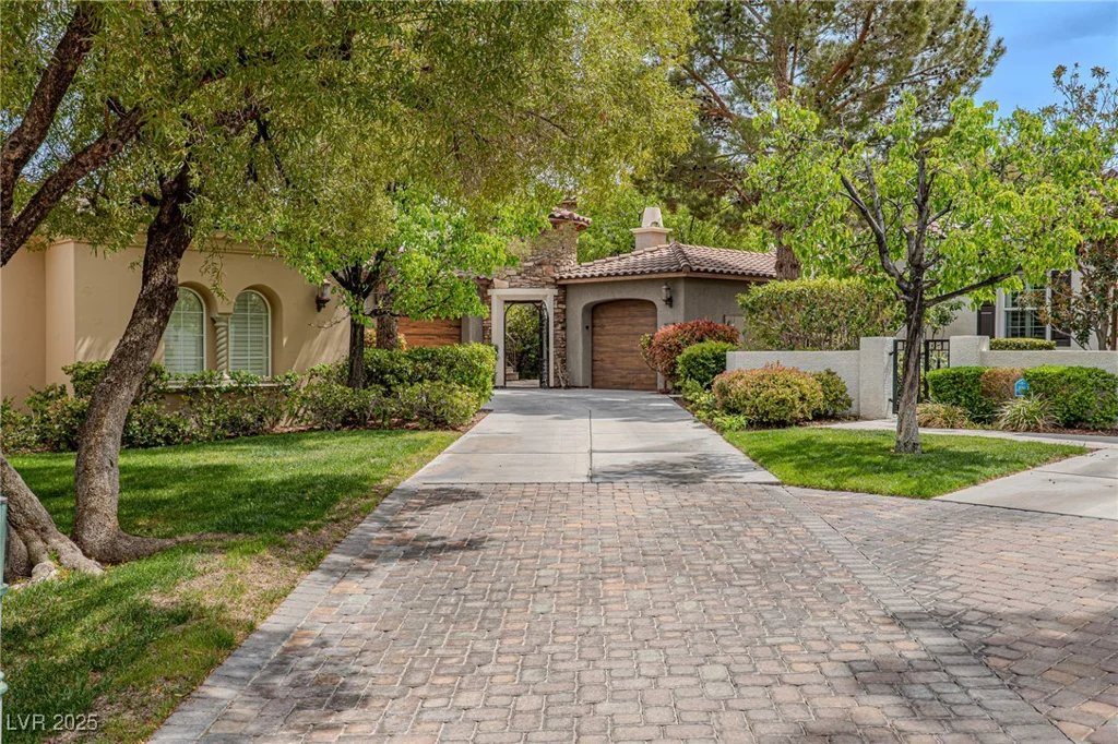 11814 Canons Brook, Las Vegas, NV 89141