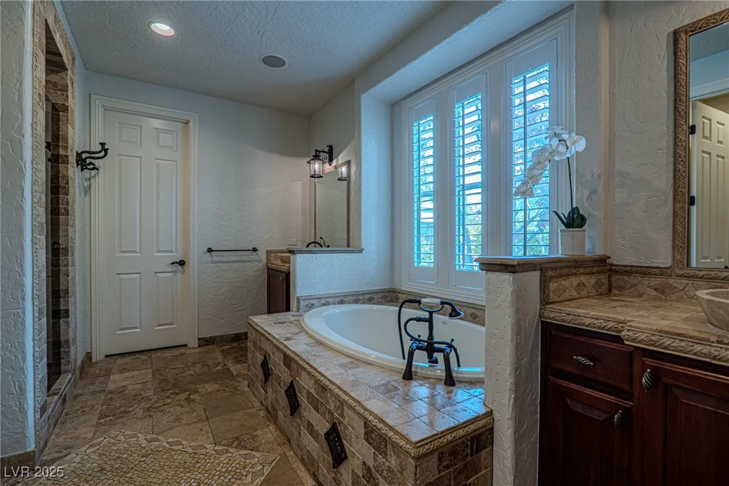 11814 Canons Brook, Las Vegas, NV 89141