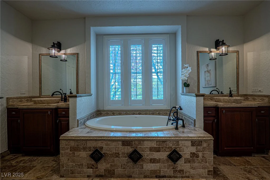 11814 Canons Brook, Las Vegas, NV 89141
