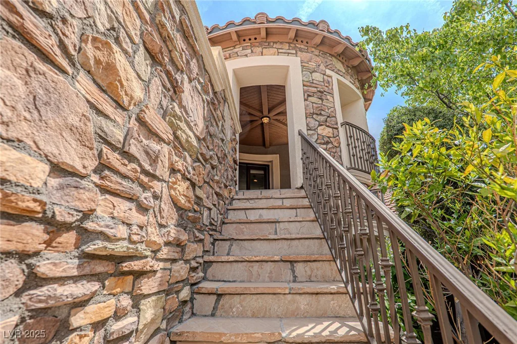 11814 Canons Brook, Las Vegas, NV 89141