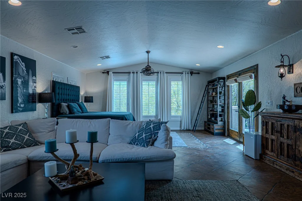 11814 Canons Brook, Las Vegas, NV 89141
