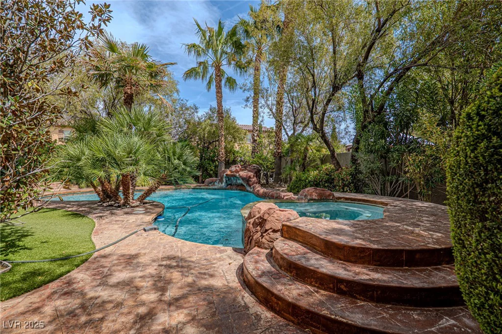 11814 Canons Brook, Las Vegas, NV 89141