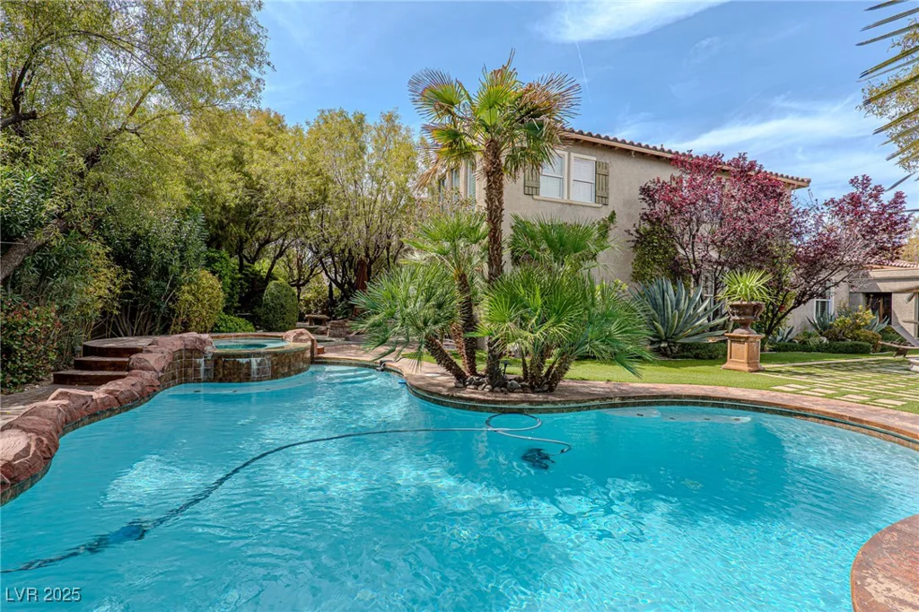 11814 Canons Brook, Las Vegas, NV 89141