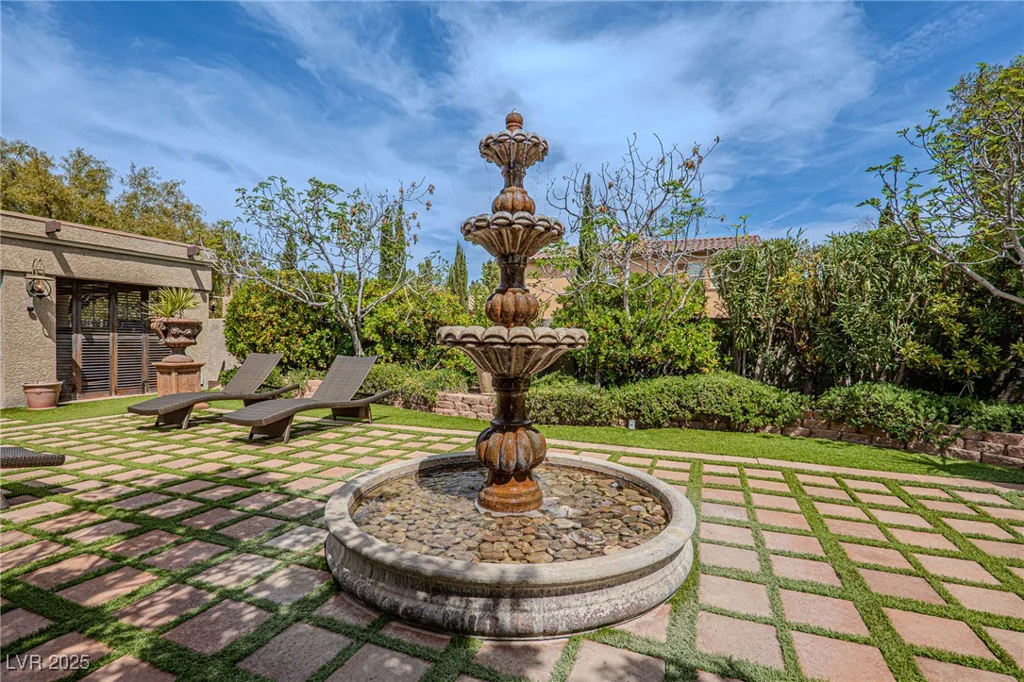 11814 Canons Brook, Las Vegas, NV 89141