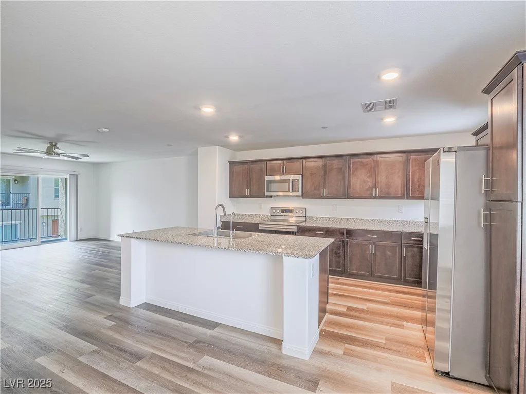 2843 Kona Blue, Las Vegas, NV 89183