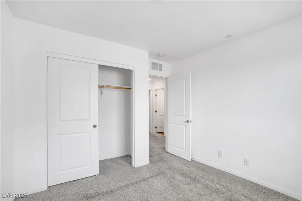 2843 Kona Blue, Las Vegas, NV 89183