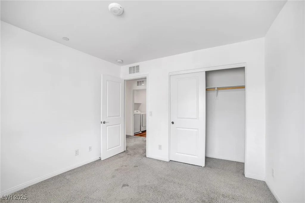 2843 Kona Blue, Las Vegas, NV 89183