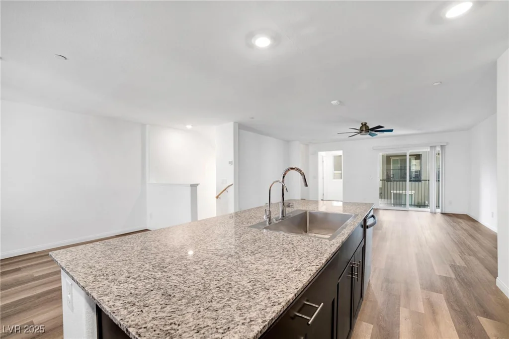 2843 Kona Blue, Las Vegas, NV 89183