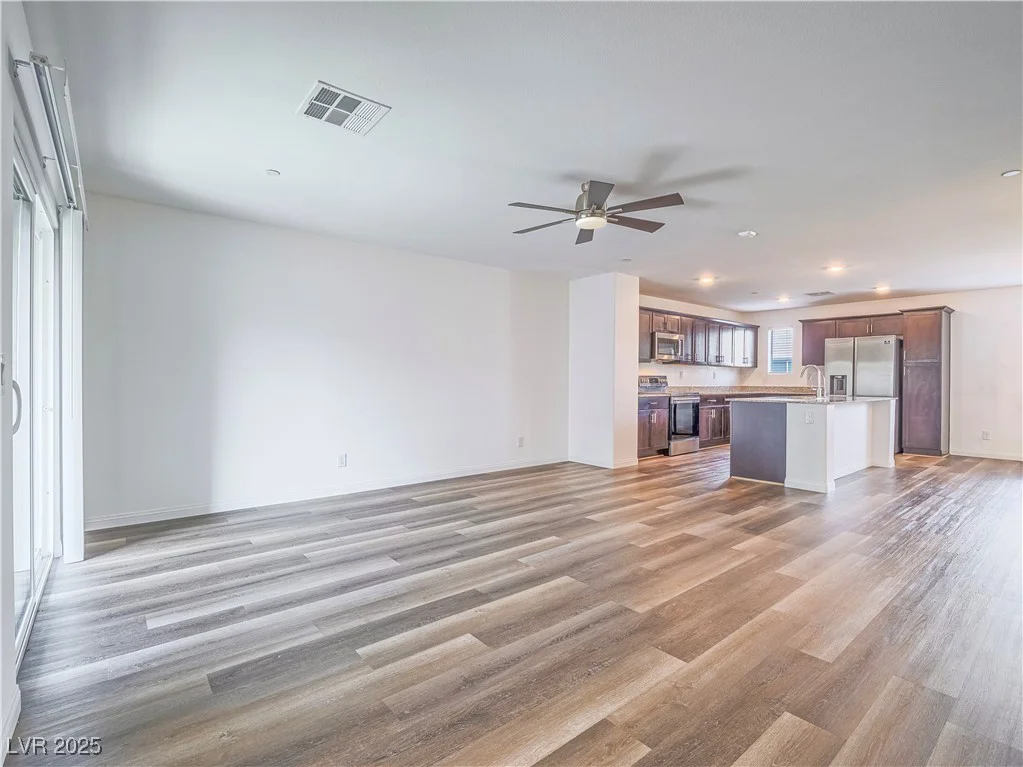 2843 Kona Blue, Las Vegas, NV 89183