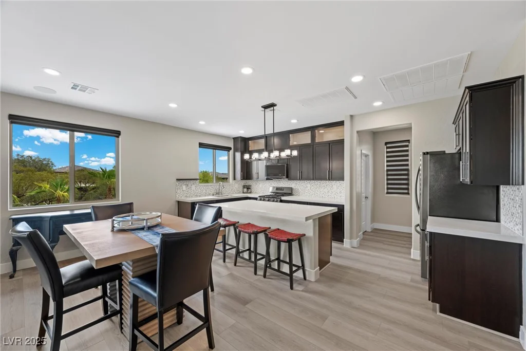 5594 Trilling Bird, Las Vegas, NV 89135