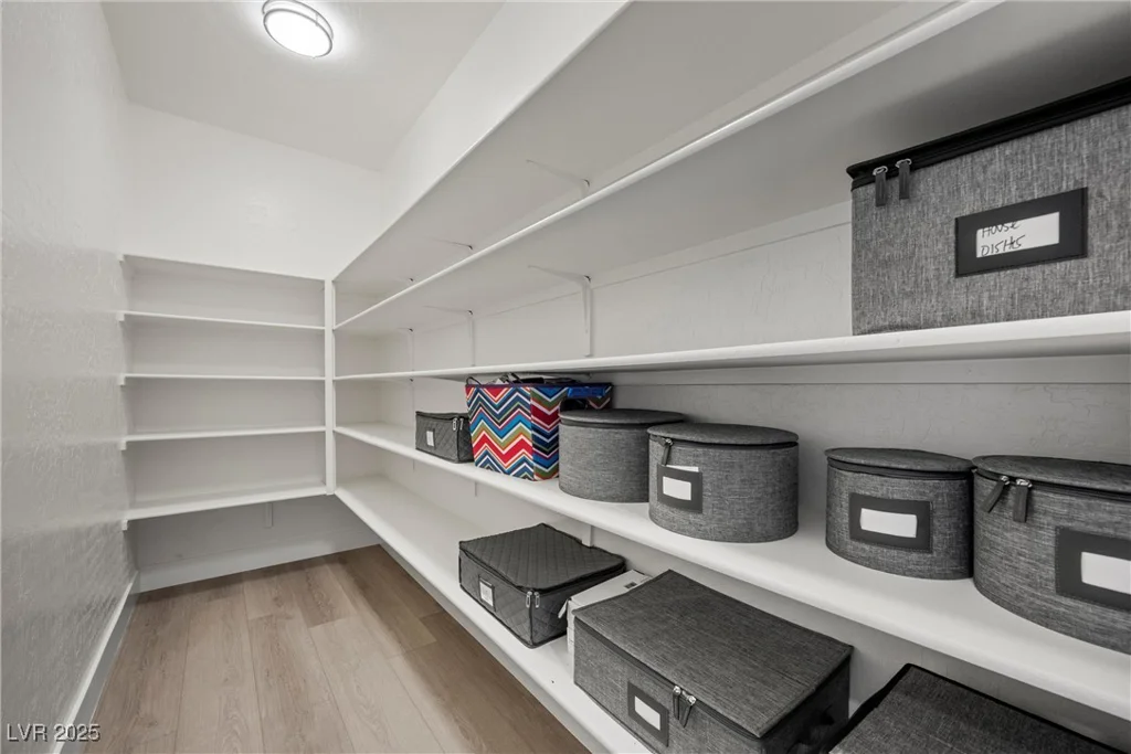 5594 Trilling Bird, Las Vegas, NV 89135