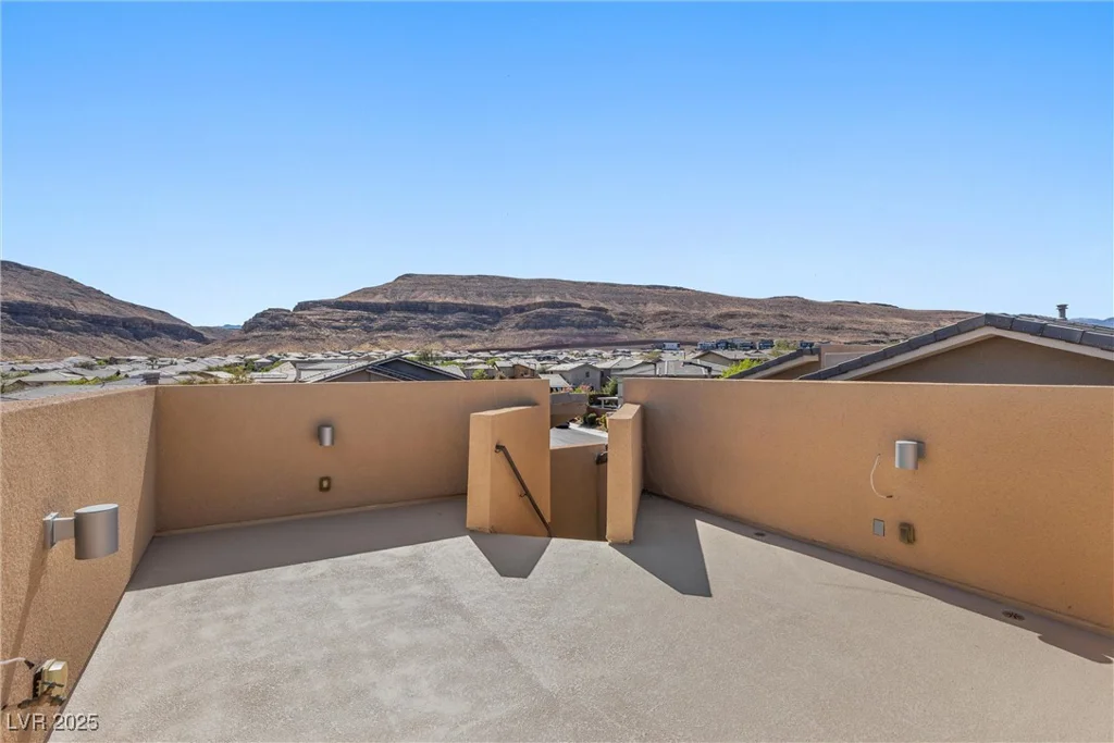 5594 Trilling Bird, Las Vegas, NV 89135