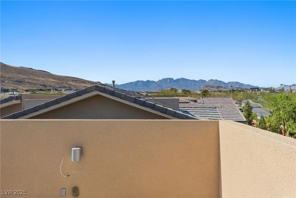 5594 Trilling Bird, Las Vegas, NV 89135